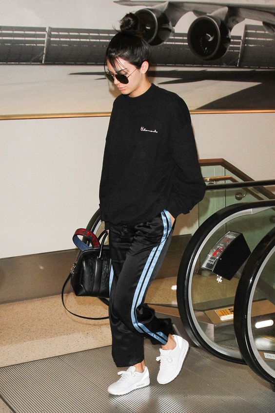 kylie jenner melegítő athleisure