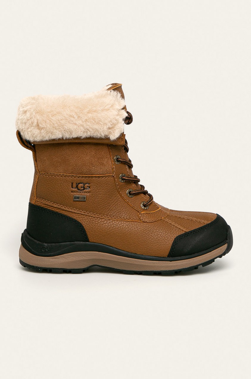 UGG hócipő Adirondack Boot III