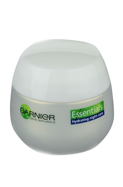 Garnier Essentials éjszakai regeneráló krém minden bőrtípusra  50 ml