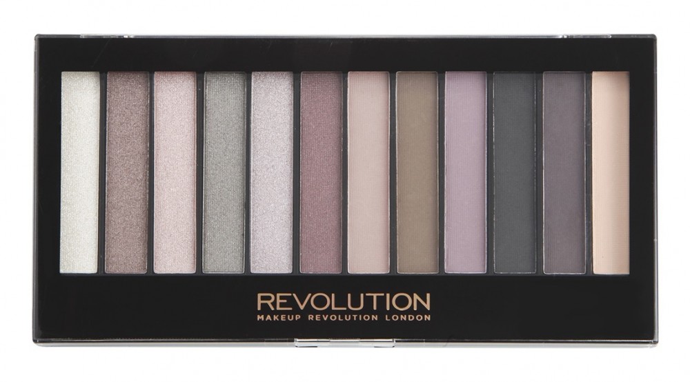 Makeup Revolution Romantic Smoked szemhéjfesték paletták  14 g