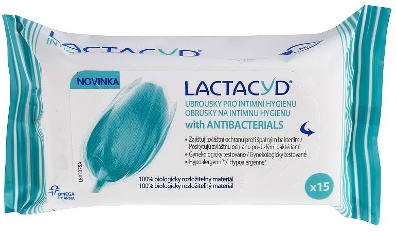 Lactacyd Pharma antibakteriális törlőkendő az intim higiéniára  15 db