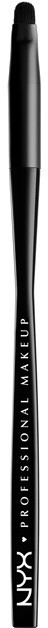 NYX Professional Makeup Pro Brush lapos ecset az apró részletekhez