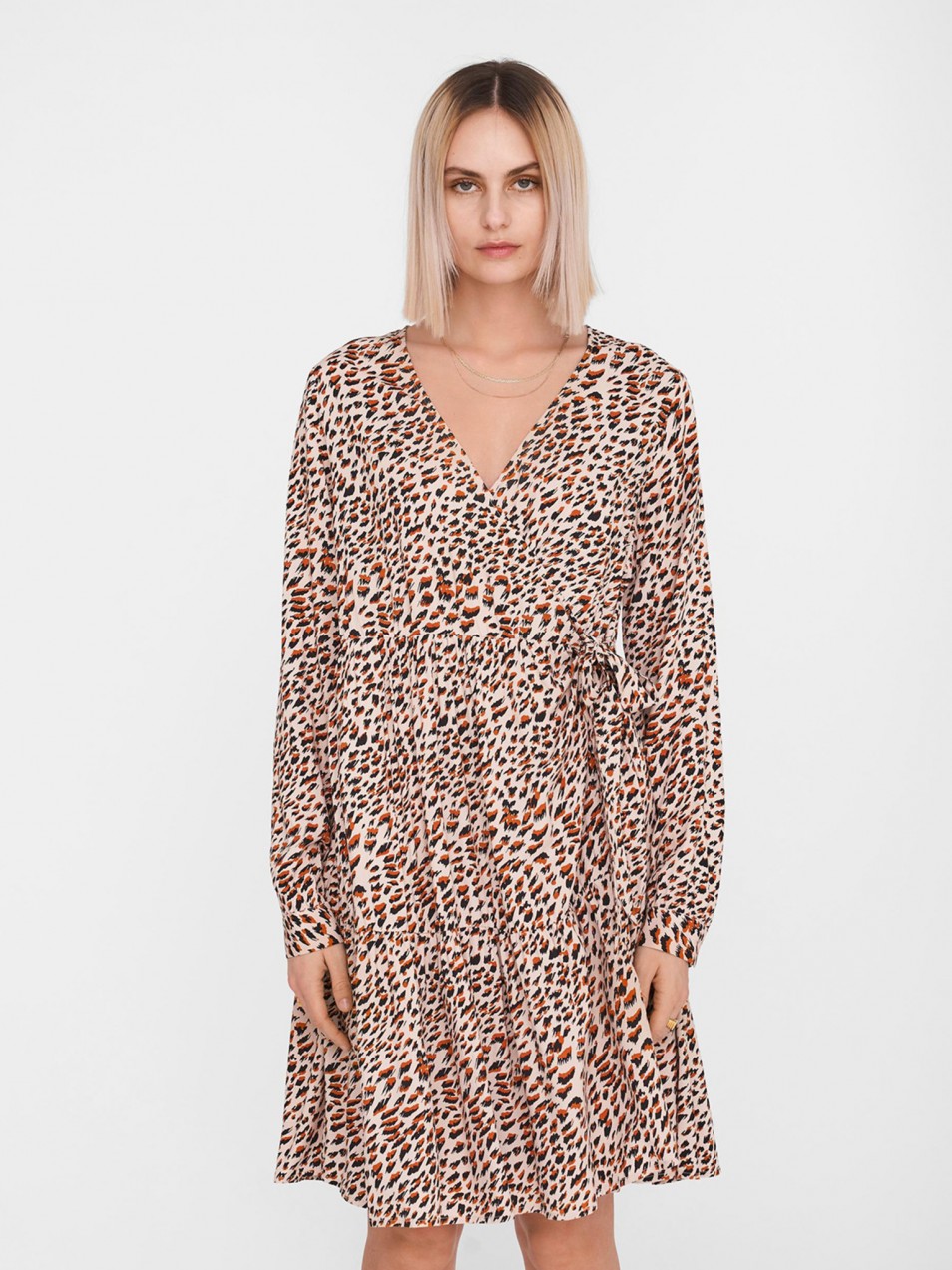 Fiona Ruha Noisy May