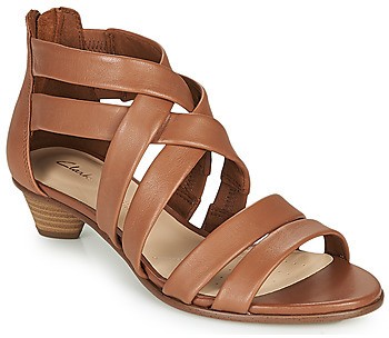 Szandálok / Saruk Clarks MENA SILK