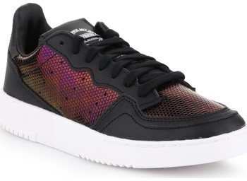 Rövid szárú edzőcipők adidas Buty lifestylowe Adidas Supercourt W EG2012