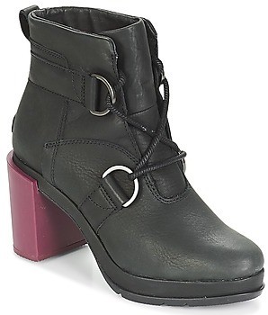 Bokacsizmák Sorel MARGO LACE