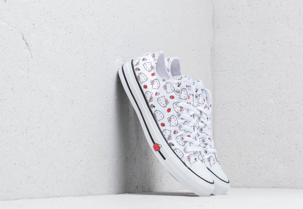Converse x Hello Kitty Chuck Taylor All Star Ox White/ Fiery Red/ Prism Pink