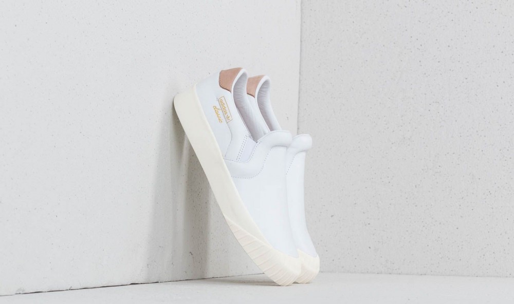 adidas Everyn Slip-on Ftw White/ Ftw White/ Ash Peach