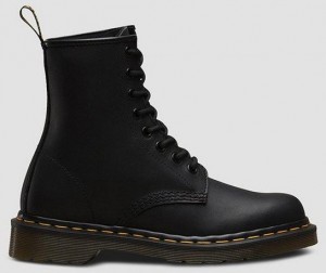 Dr. Martens 1460 BLACK GREASY galéria