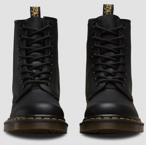 Dr. Martens 1460 BLACK GREASY galéria