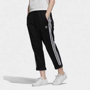 adidas Originals Primeblue Relaxed Boyfriend Pants GD2259 galéria