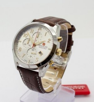 Swiss Military Hanowa  Helvetus  Chrono galéria