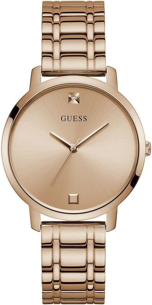 Guess Nova