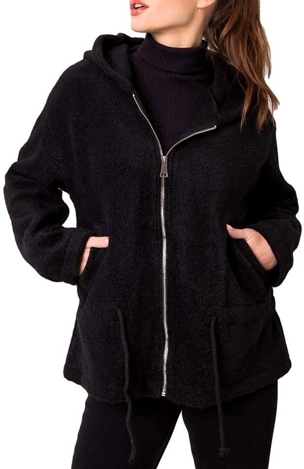 fekete női kabát kapucnival