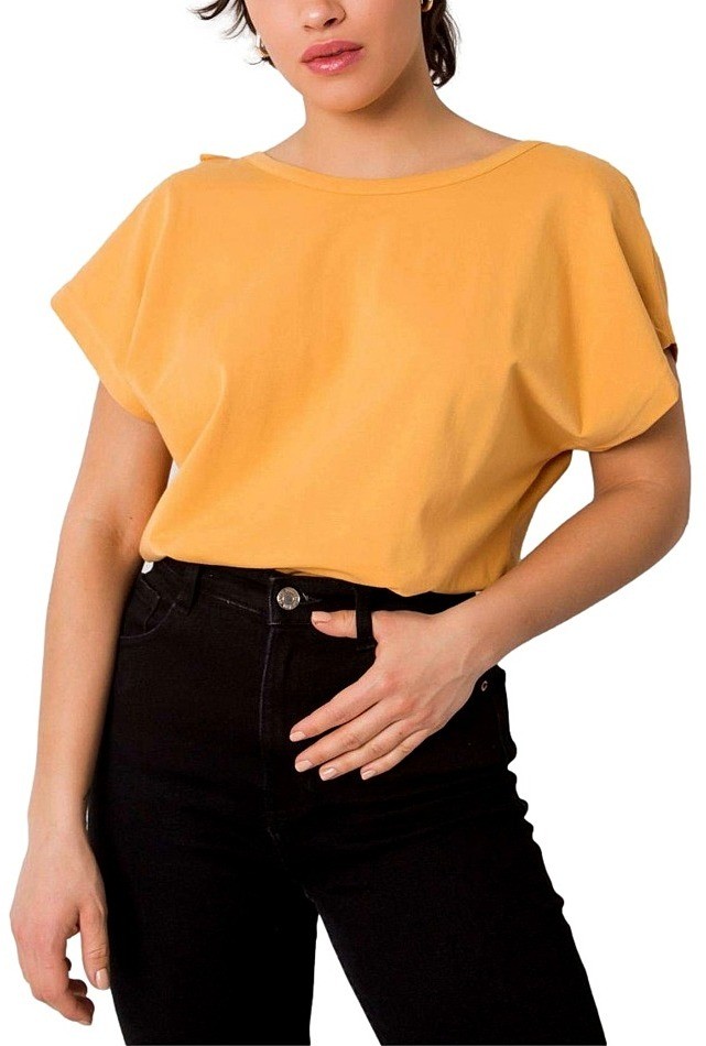 sárga női póló, hátán nyakkivágással