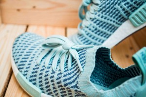 adidas NMD R1 STLT Primeknit galéria