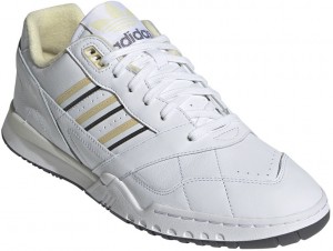 adidas A.R. Trainer galéria