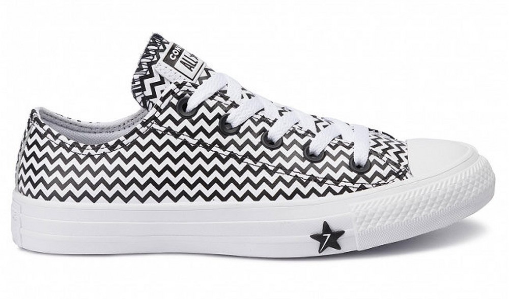 Converse Chuck Taylor All Star Mission-V Low Top