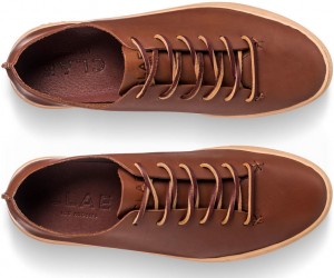 Clae One Piece Chestnut Veg Retan Leather galéria