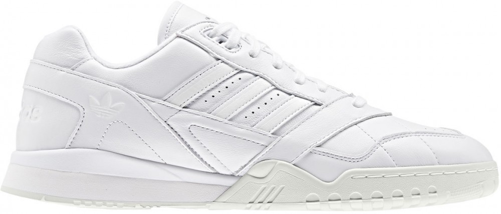 adidas A.R. Trainer