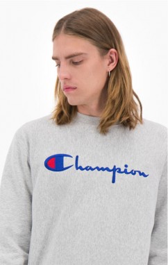 Champion Script Logo Reverse Weave Sweatshirt galéria