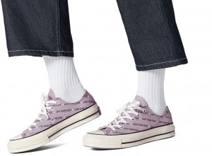 Converse Chuck 70 Love Fearlessly Low Top Shoe galéria