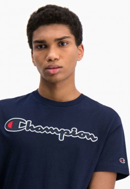 Champion Script Logo T-Shirt galéria