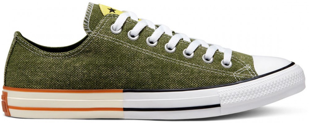 Converse Chuck Taylor All Star Happy Camper