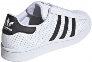 adidas Superstar w galéria