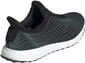 adidas x Parley Ultraboost DNA galéria