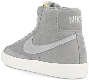 Nike Blazer mid '77 suede galéria