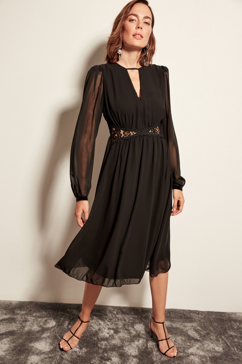 Trendyol Black Waist Revealing Dress
