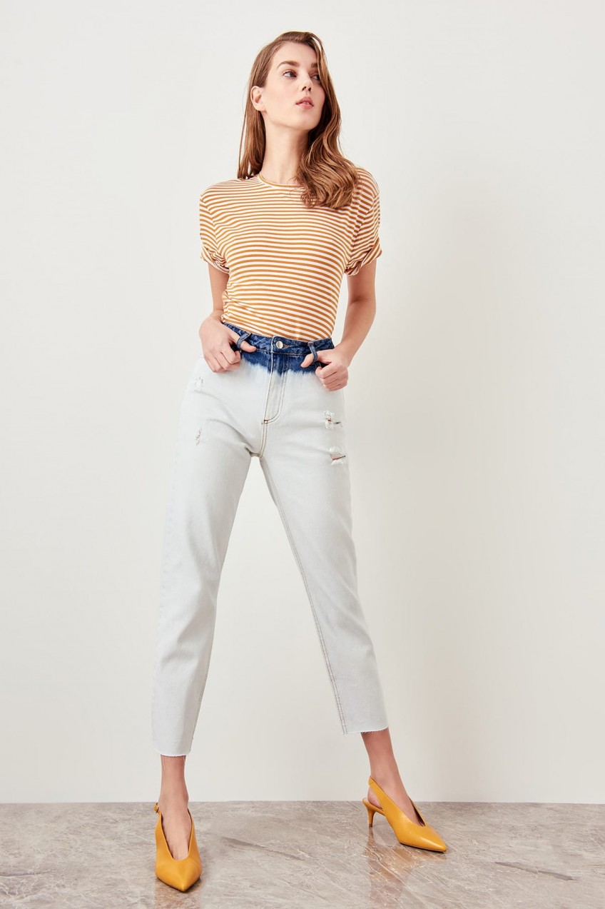 Trendyol Blue High Waist Mom Jeans White Contrast Ripped Detail