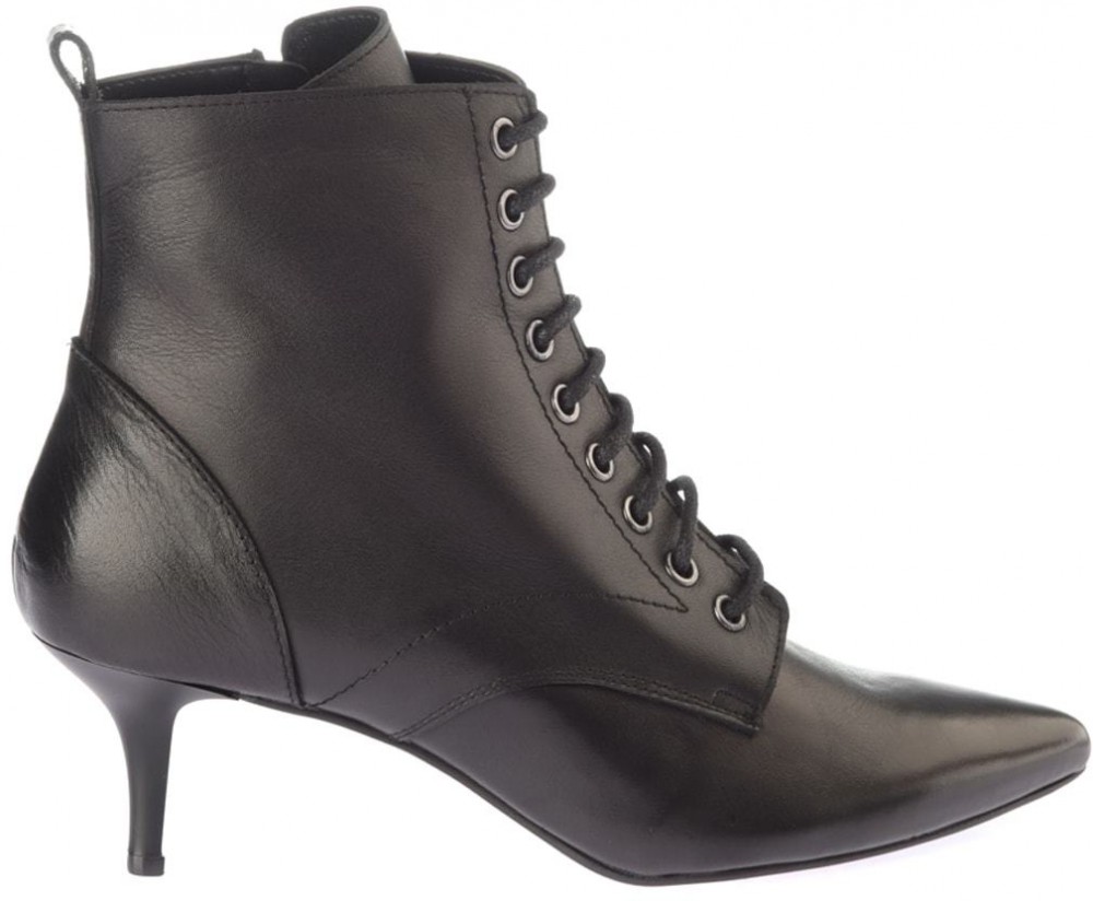 Trendyol Genuine Leather Black Women's Boots