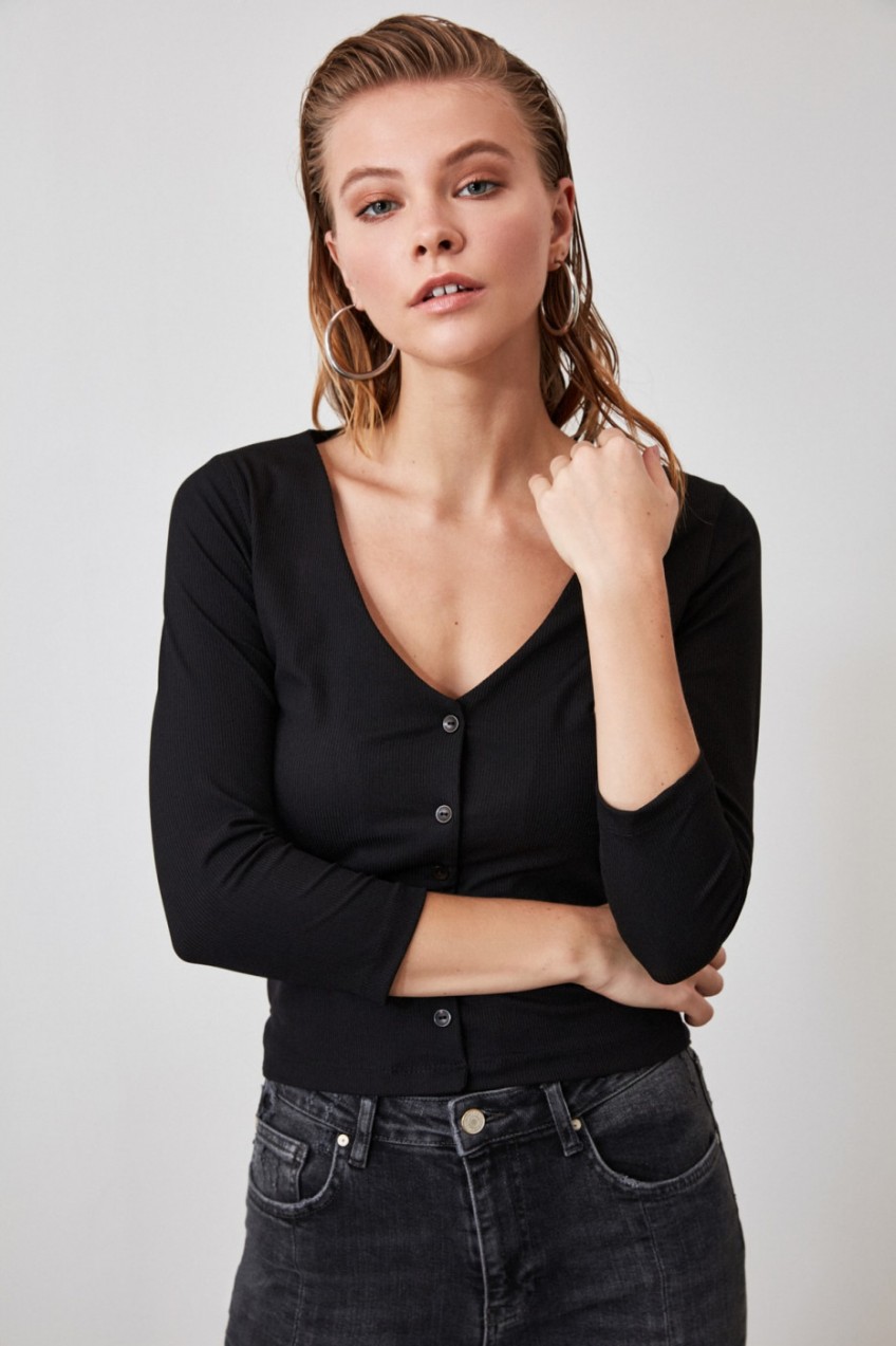 Trendyol Black Button Knitted Blouse