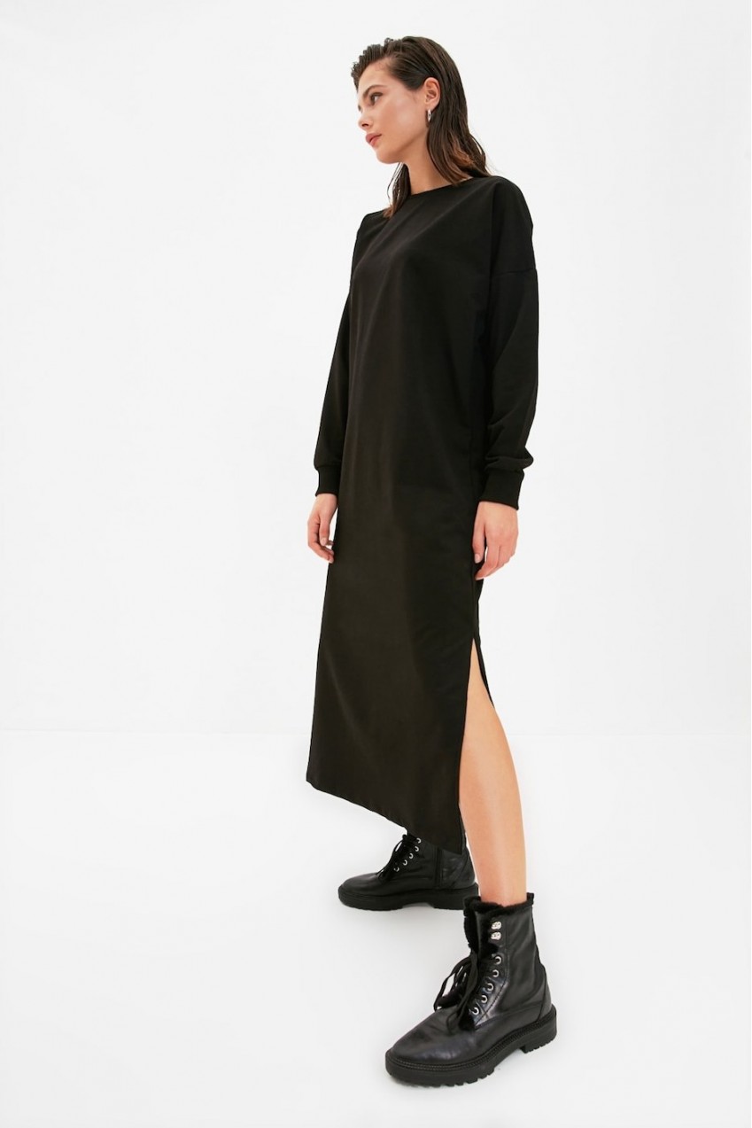 Trendyol Black Slit Midi Knitted Dress