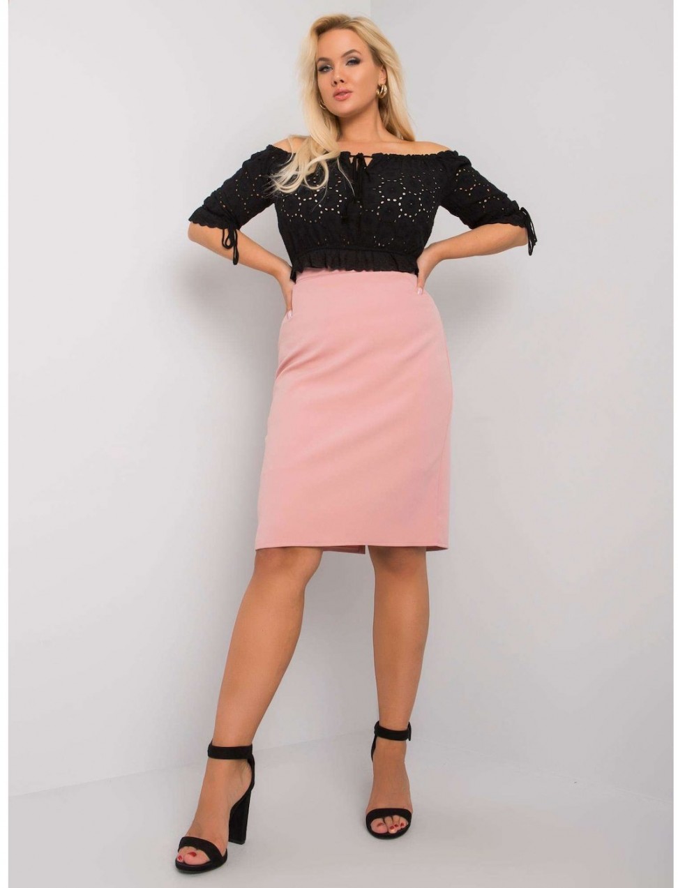Plus size light pink pencil skirt