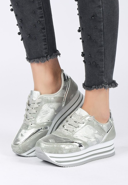 Berhane ezüst telitalpú sneakers