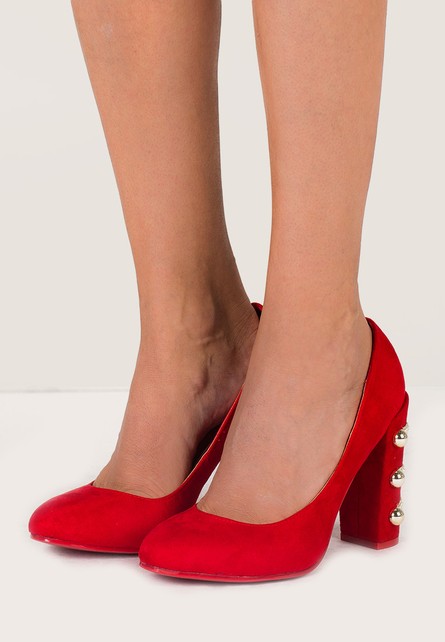 Fausta piros magassarkú cipők