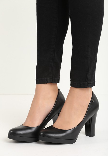 Marciana fekete magassarkú cipők
