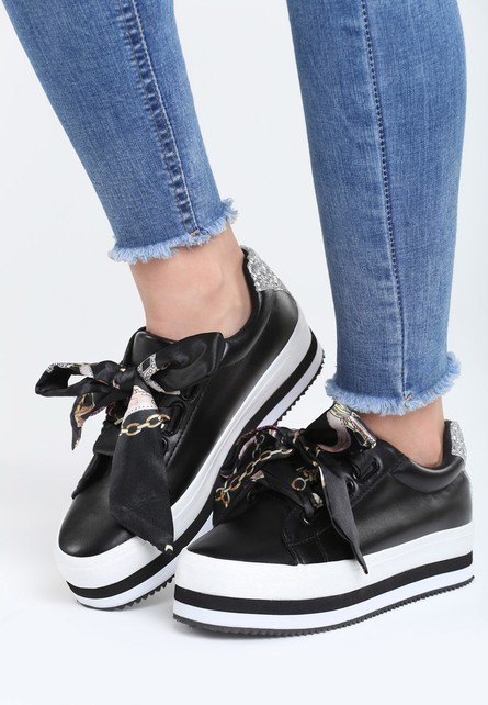 Ballet fekete telitalpú sneakers