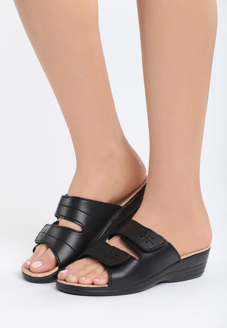 Lutecia fekete platform papucs