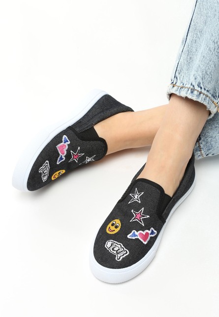 Chabela fekete slip-on tornacipő