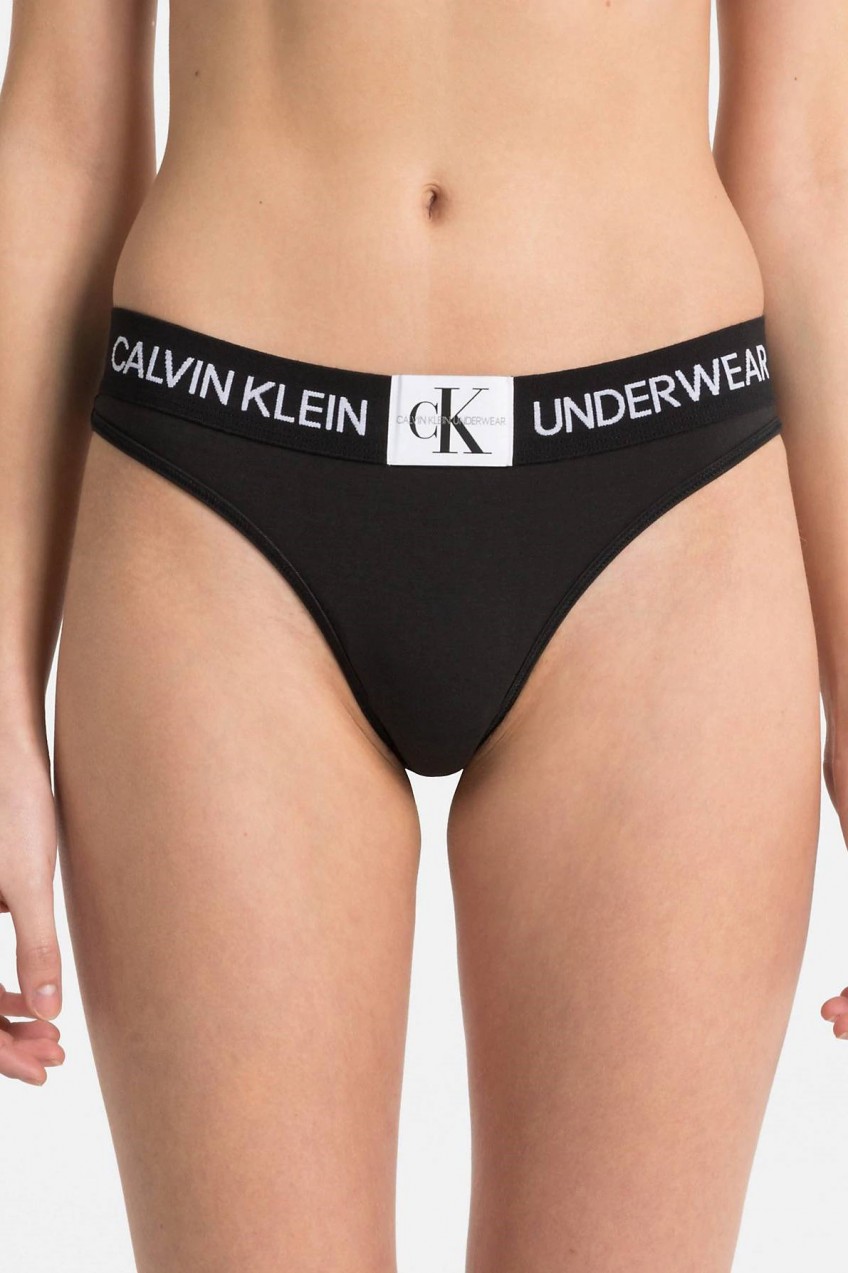 Calvin Klein fekete tanga fehér tanga logóval - XS