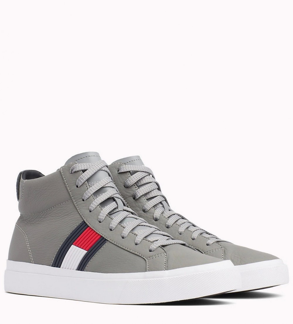 Tommy Hilfiger szürke bôr tornacipô unisex Flag Detail High Leather Sneaker Light Grey  - 43