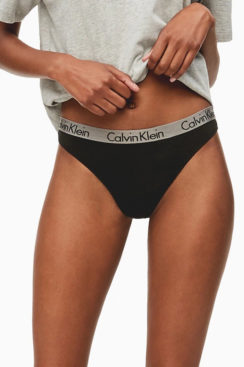 Calvin Klein fekete tanga ezüst gumival Thong Strings - L