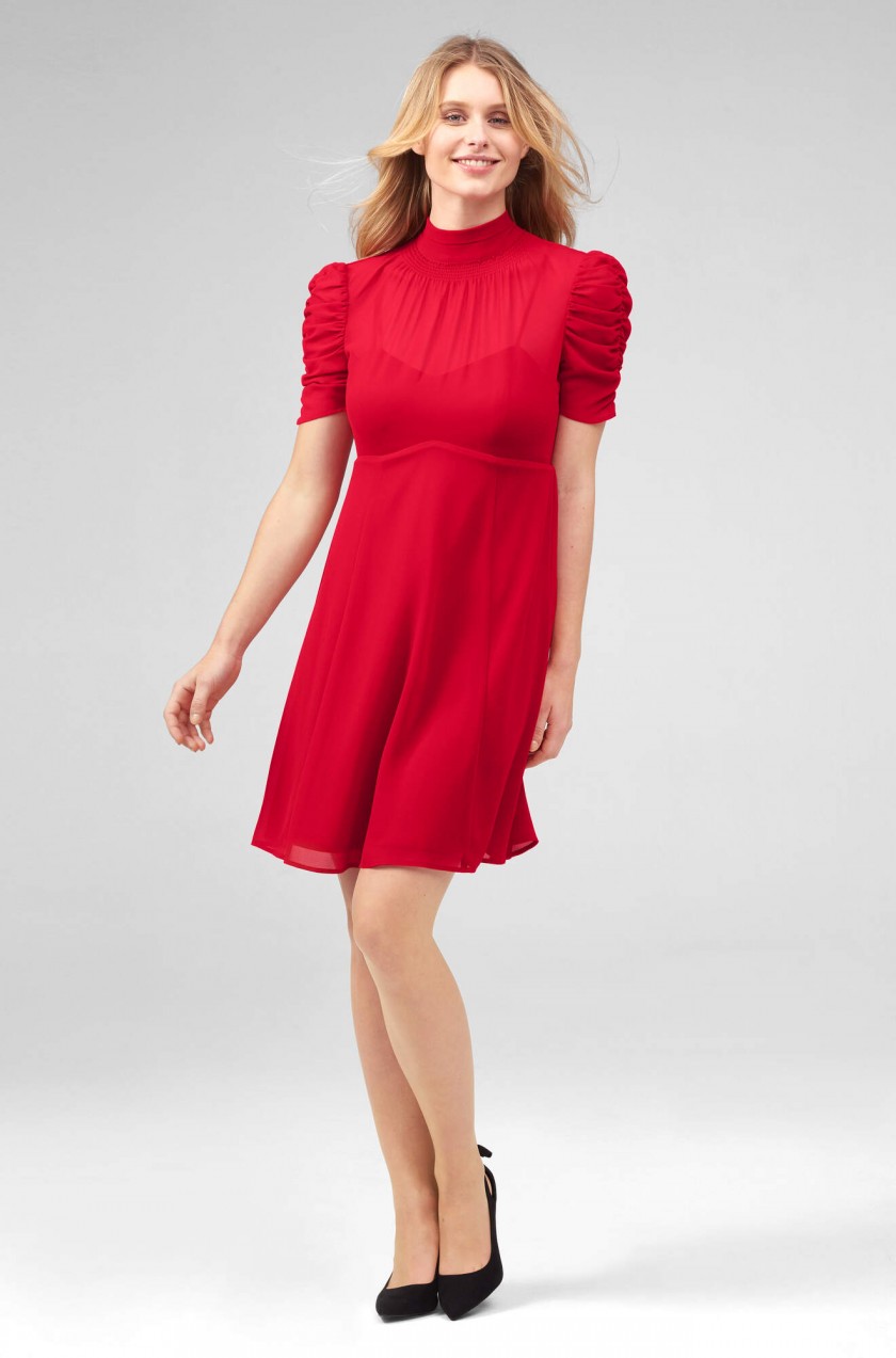 Pufi vállú sifon ruha