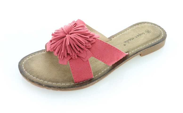 Piros papucs April