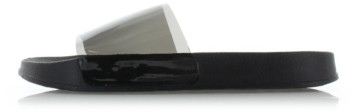 Fekete papucs 5-27109