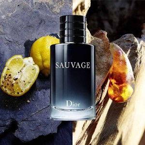 Dior Sauvage - EDT 2 ml - odstřik s rozprašovačem galéria